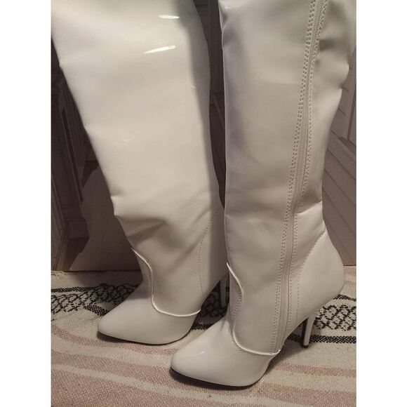 Pleaser Women’s Seduce 3000 white patent thigh high boots